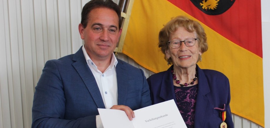 Landesehrennadel für Gisela Singer